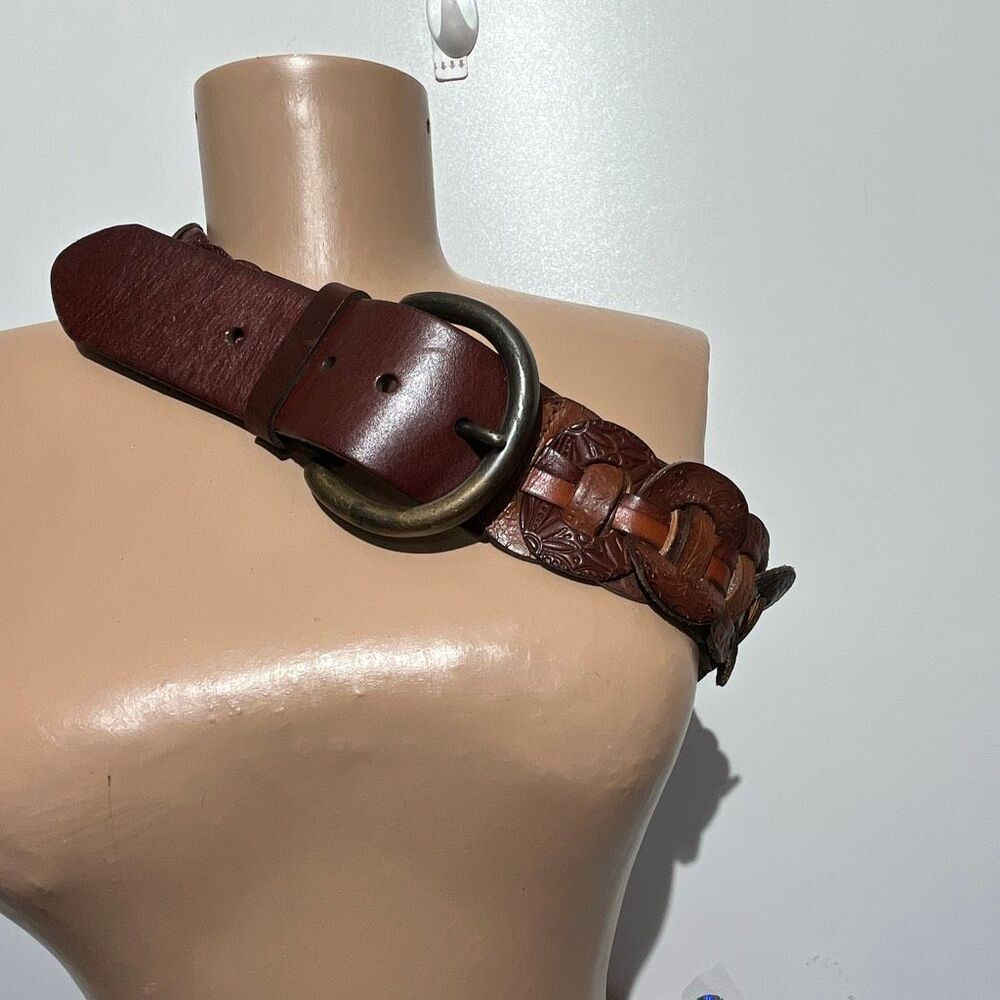 Fossil Women's Brown Leather Chain Woven Links Tooled Western‎ Belt Size 32